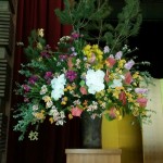英眞学園高校の卒業式の式場装花