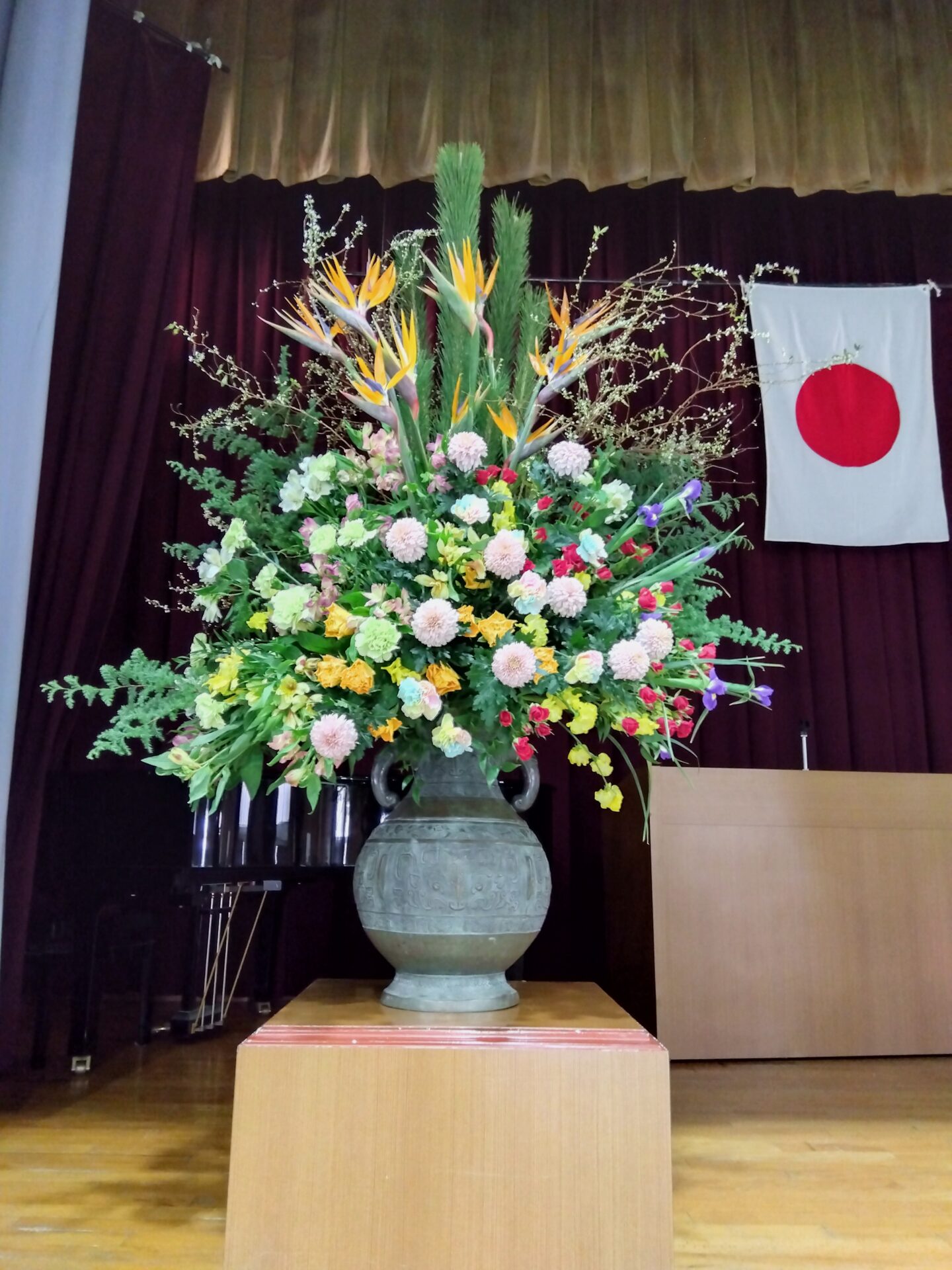 大阪市立三国中学校 卒園式壇上花