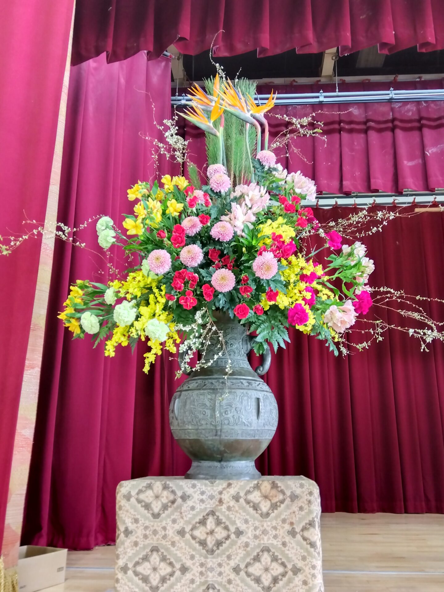 大阪市立西三国小学校 卒園式壇上花